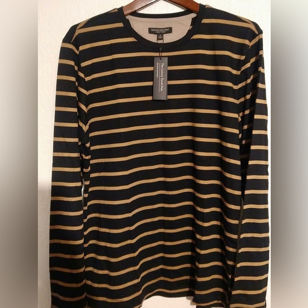 Banana Republic luxury cotton polo- sold out years ago! Rare!! Brand new!
